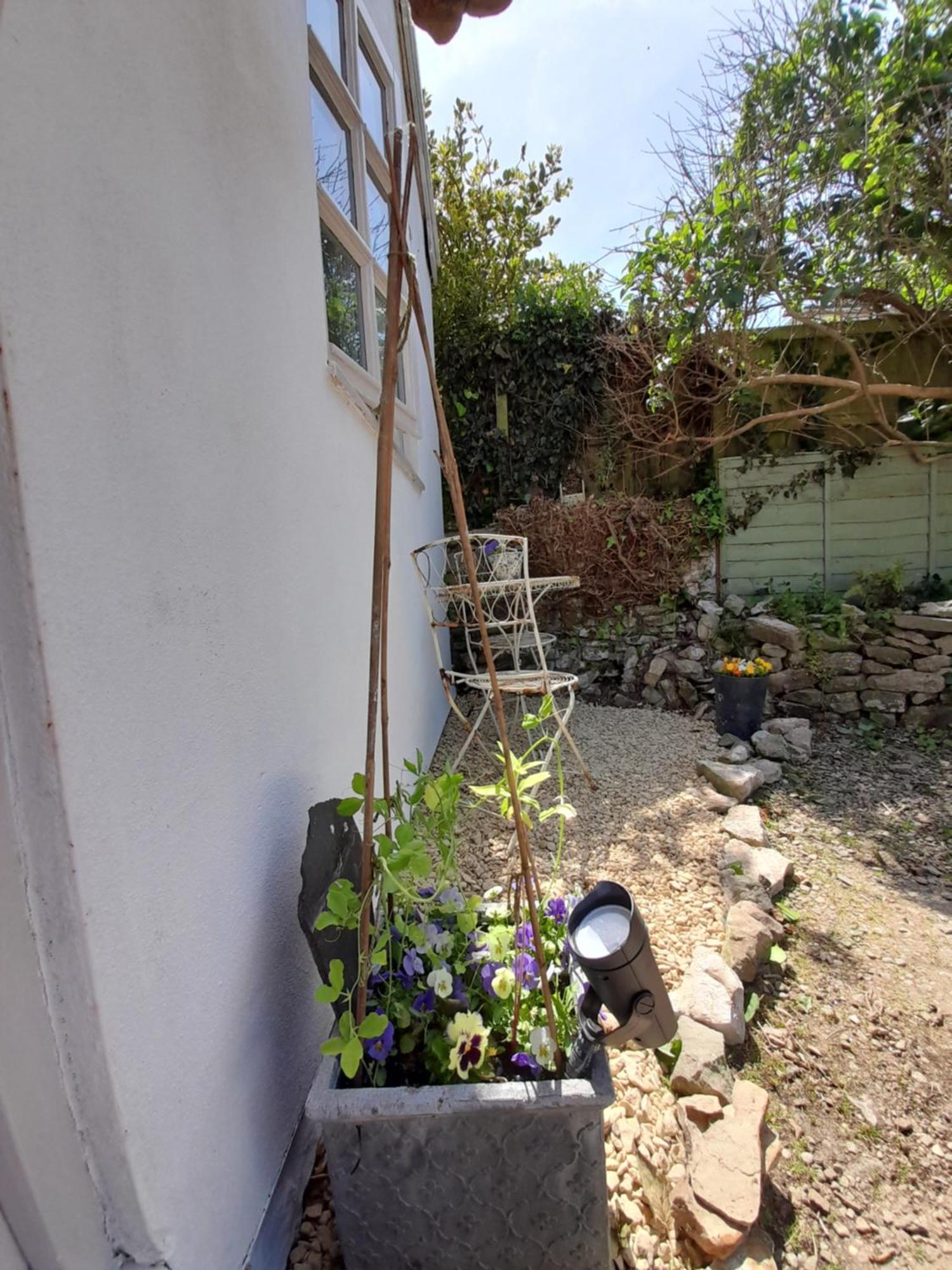My Little Studio Farmborough Extérieur photo